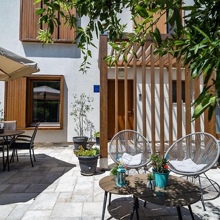 Stay U-Nique Studio Apartment In Orasac Exterior photo