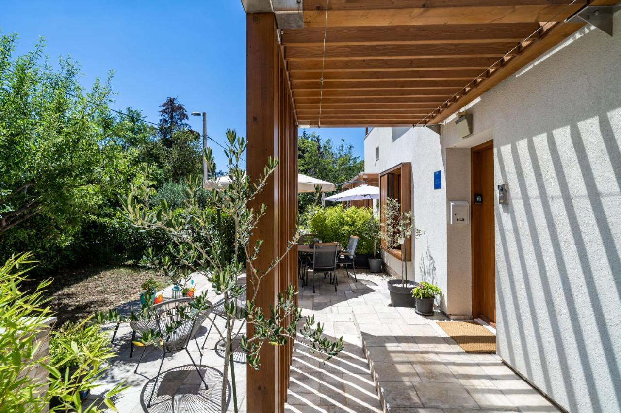 Stay U-Nique Studio Apartment In Orasac Exterior photo