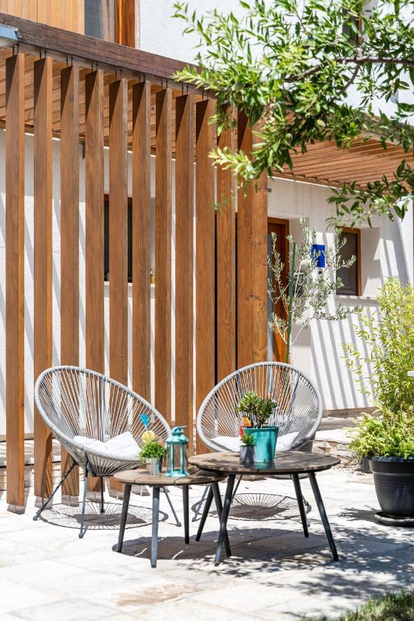 Stay U-Nique Studio Apartment In Orasac Exterior photo